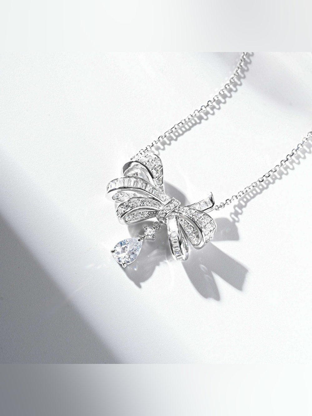 925 Sterling Silver Zircon Bow Teardrop Necklace